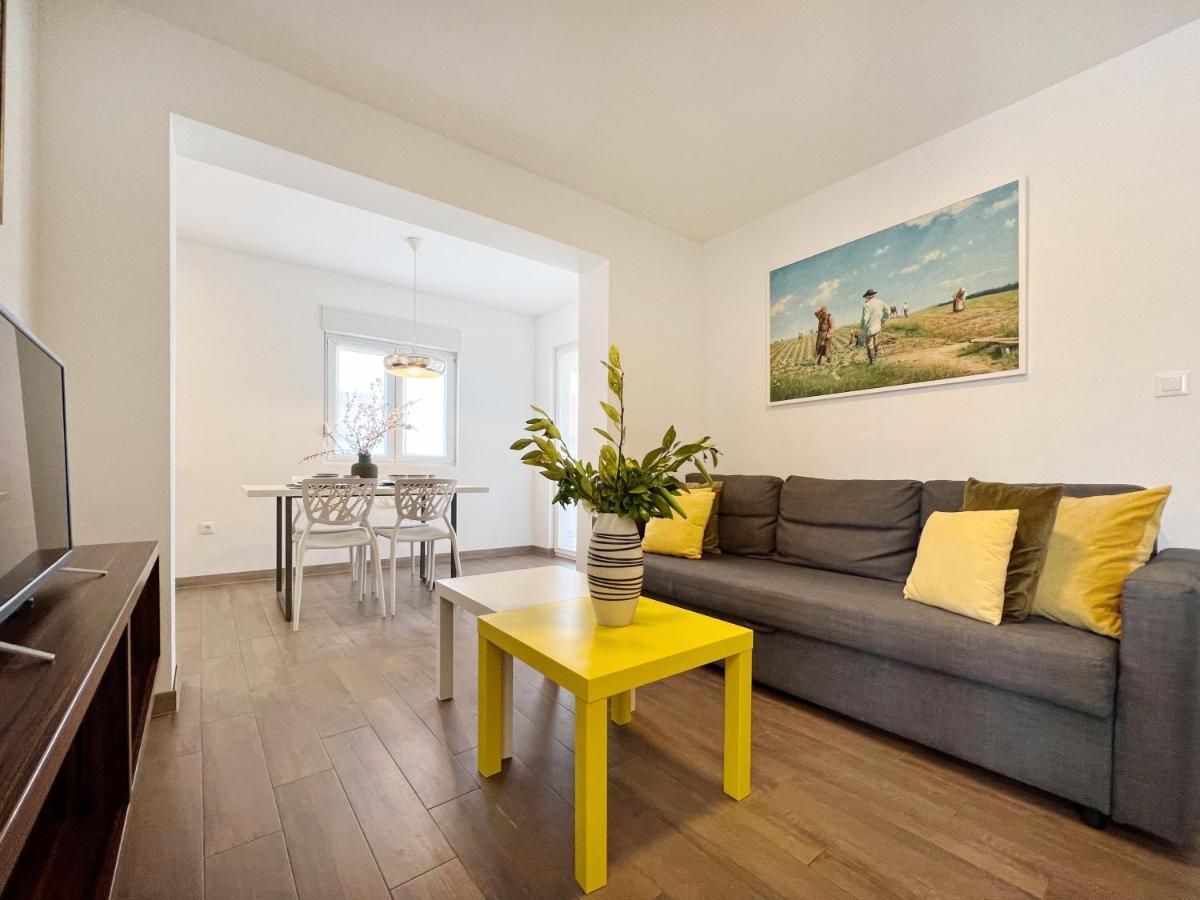 Apartments Teodora Maria Novigrad  Exterior photo
